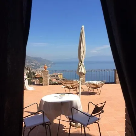 Isoco Bed & Breakfast 3*