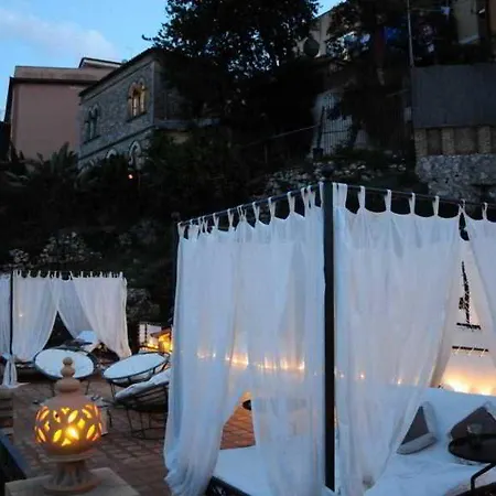 Isoco Nocleg ze śniadaniem Taormina